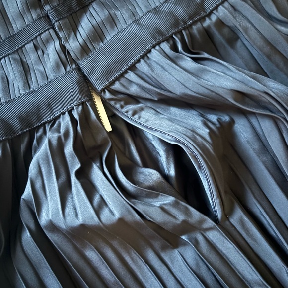 NWT Tuckernuck Moon River Black Pleated Maxi Dress - Picture 11 of 11